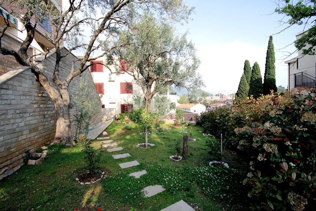 Apartments Draskovic Mirista Petrovac Екстер'єр фото