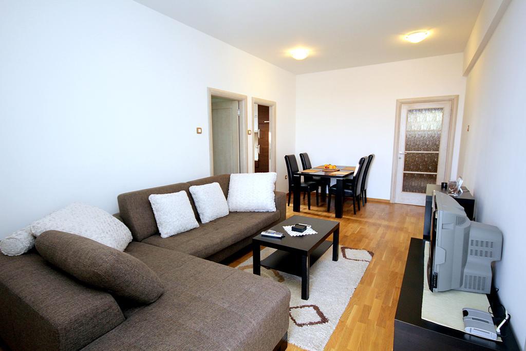 Apartments Draskovic Mirista Petrovac Екстер'єр фото